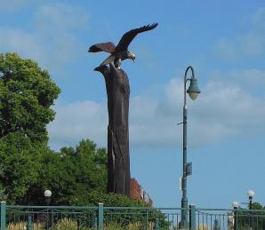 Bald Eagle Sculpture