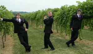 Fun Photo Ops, Pedretti's Party Barn, Viroqua